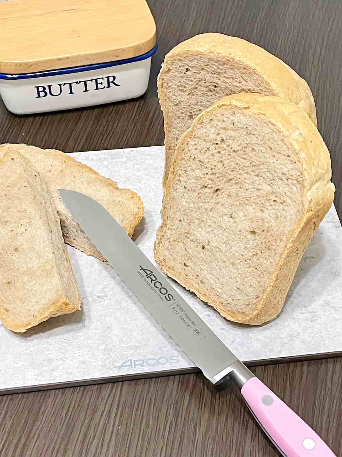 全粒粉のオレガノ食パン