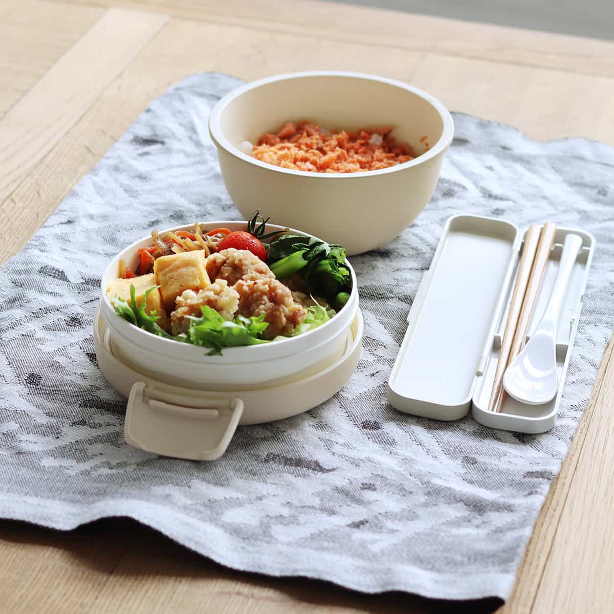 bon moment 丼・麺弁当にも使いやすい 2段ランチボウル お弁当箱 700ml／ボンモマン