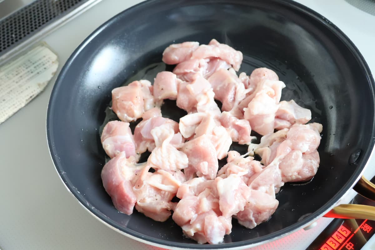 鶏肉のケチャップ炒め