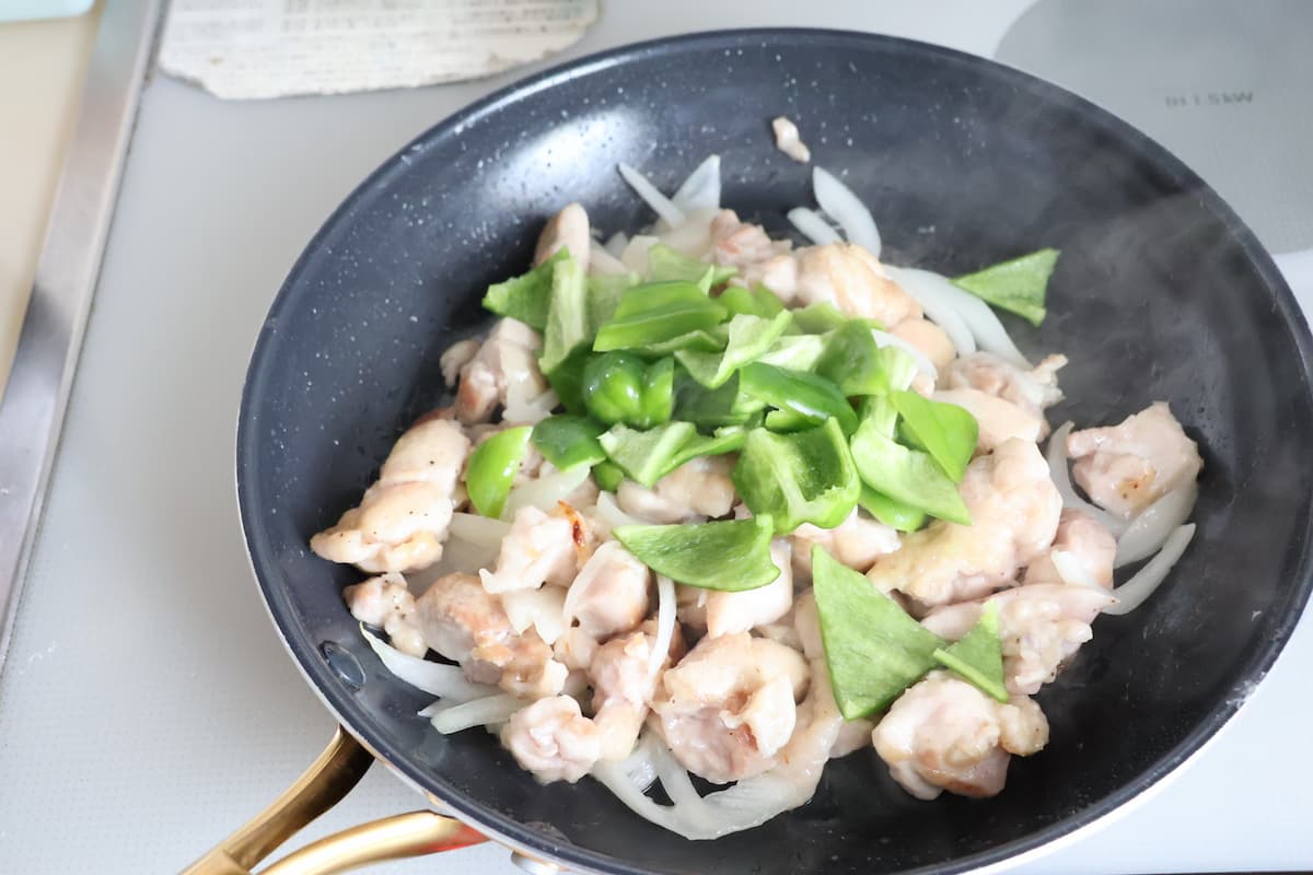 鶏肉のケチャップ炒め