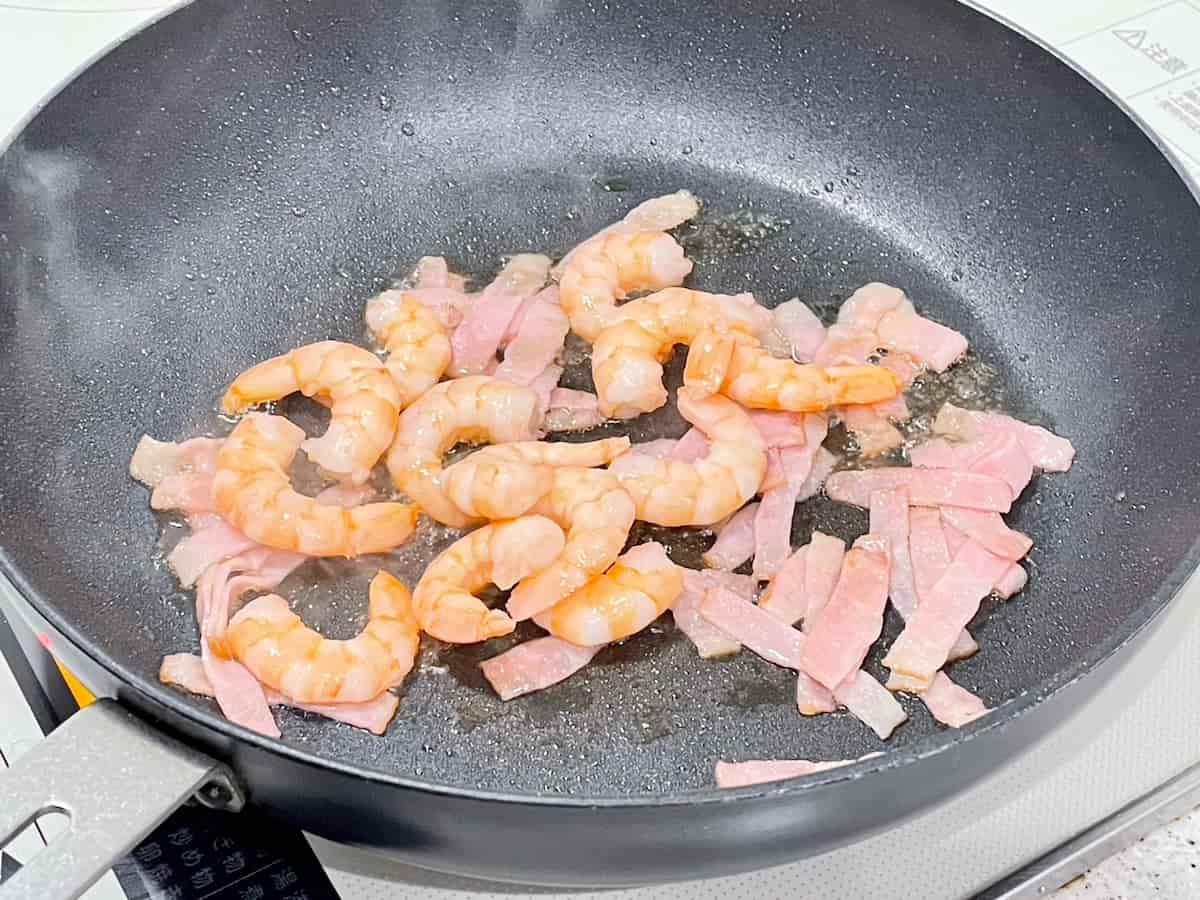 海老と小松菜の中華丼