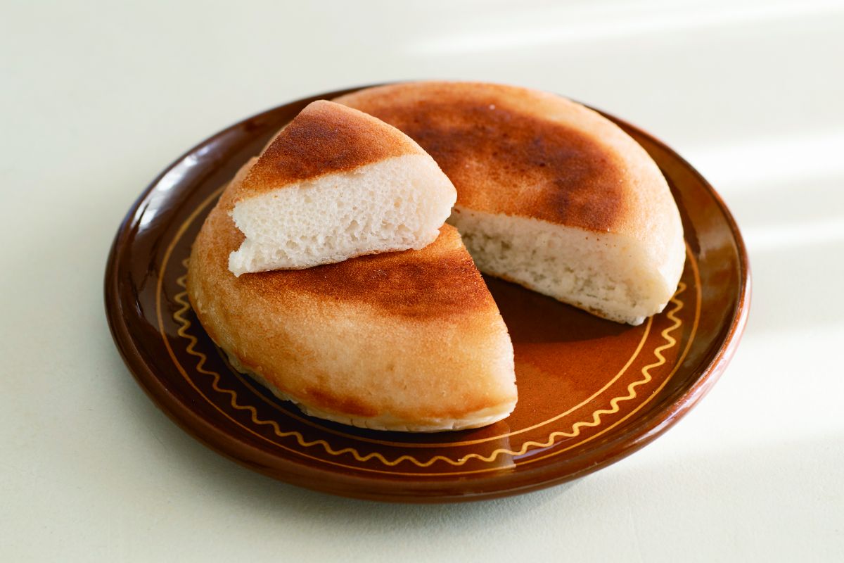 がんばらなくても、絶対おいしい!フライパンパン　米粉100%パン