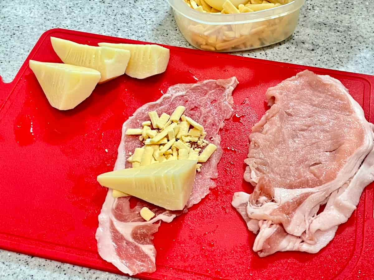 たけのこチーズの豚肉巻きピカタ