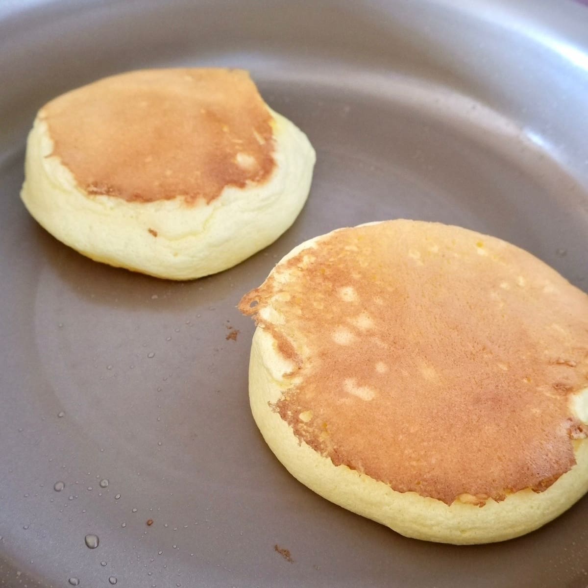 ふわふわスフレパンケーキ