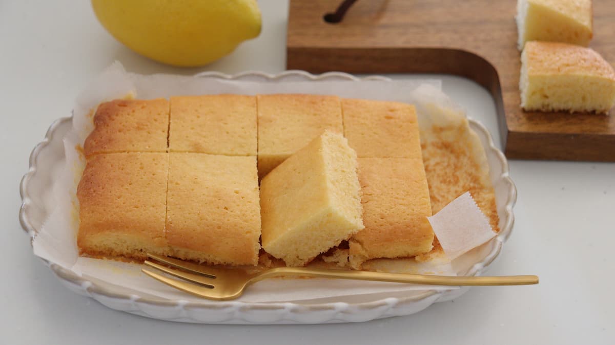 アルミホイルで型を代用!しっとりさわやか「レモンケーキ」の作り方