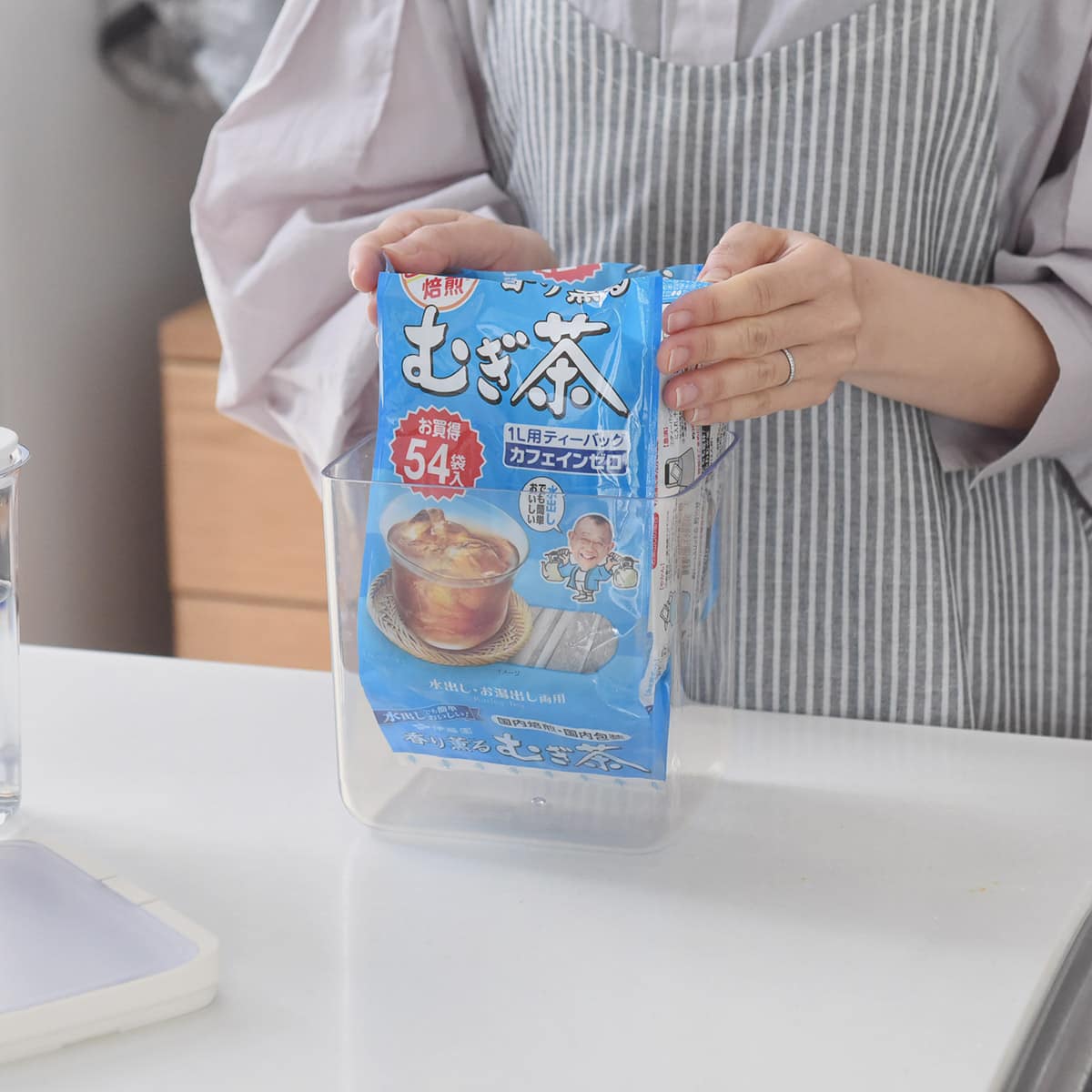 マーナ 麦茶パックにピッタリな保存容器 ワイドトール 2.0L/MARNA