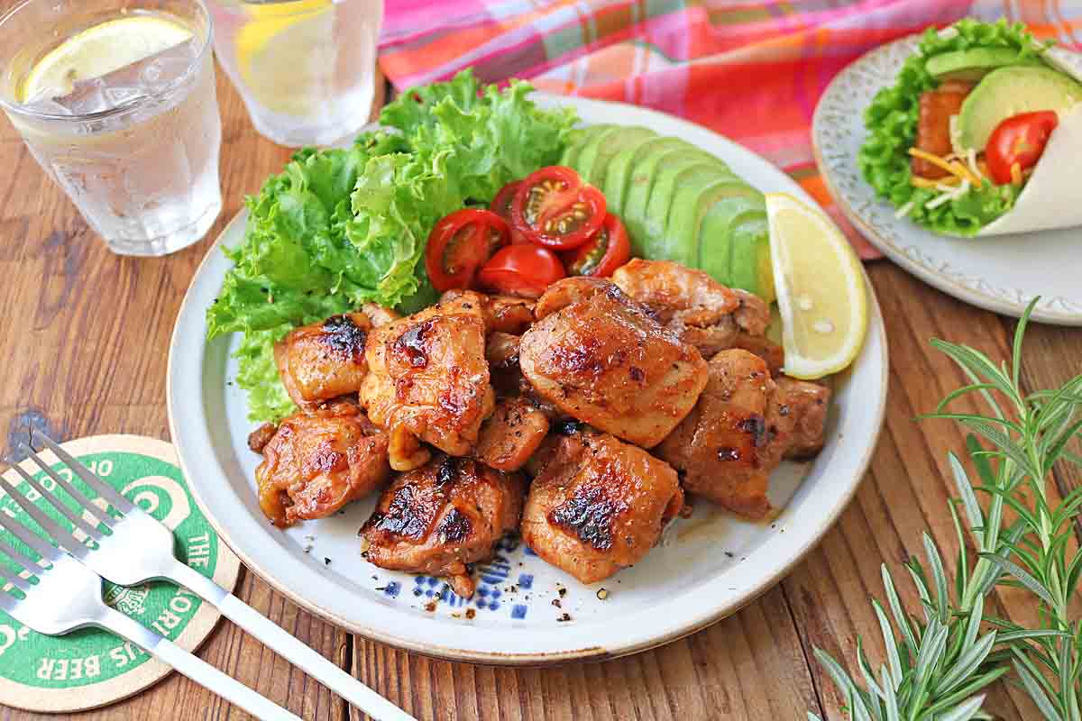BBQにもぴったり！漬けて焼くだけ「ジューシーやわらかチキン」