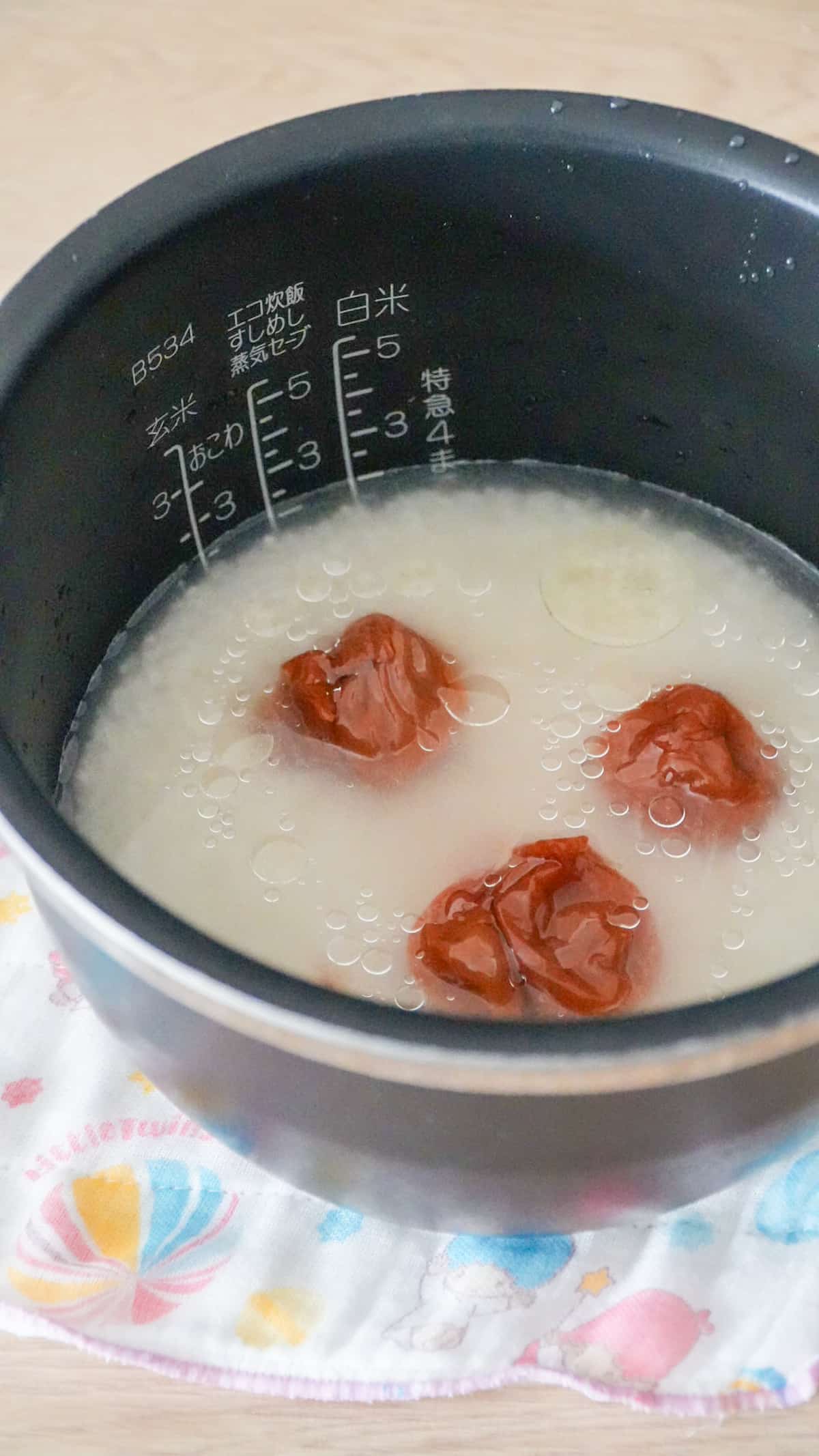 梅干し3粒入れるだけ