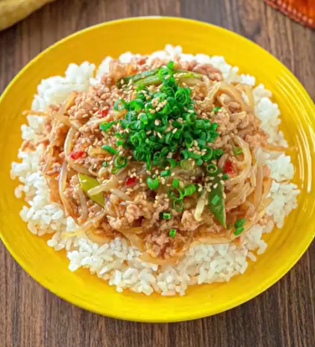 1袋あれば助かる！あおにーなさんの「もやし」節約レシピ