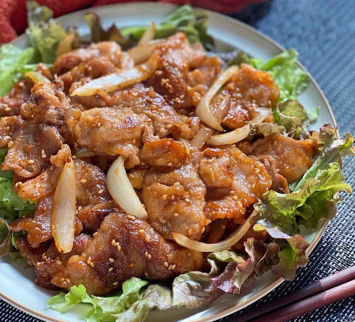 冷蔵庫にあるものでOK！ご飯がすすむ「豚こま炒め」レシピ