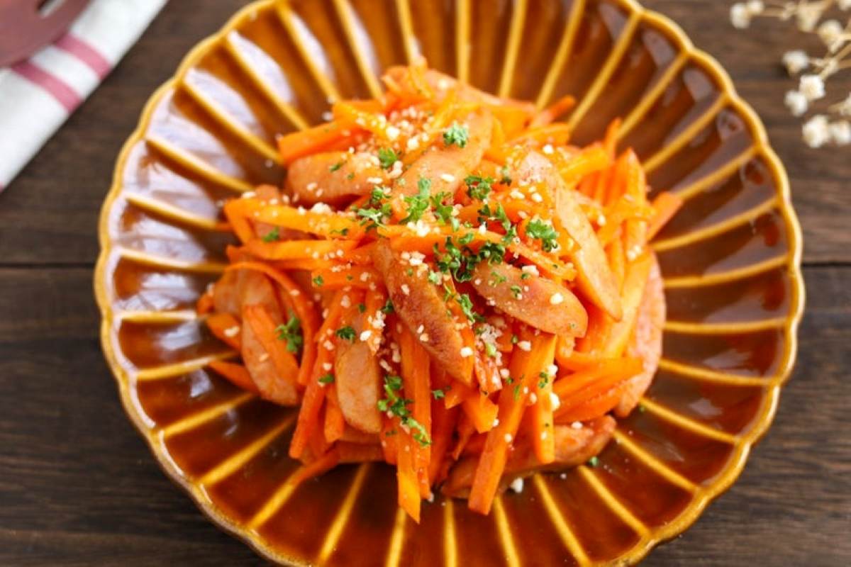 にんじんのナポリタン風炒め