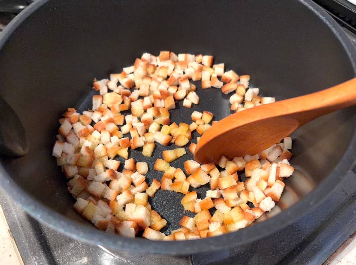 パン耳クルトン