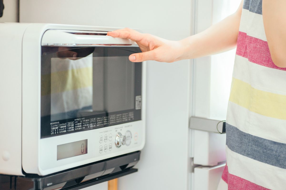 焼けるレンジ調理器
