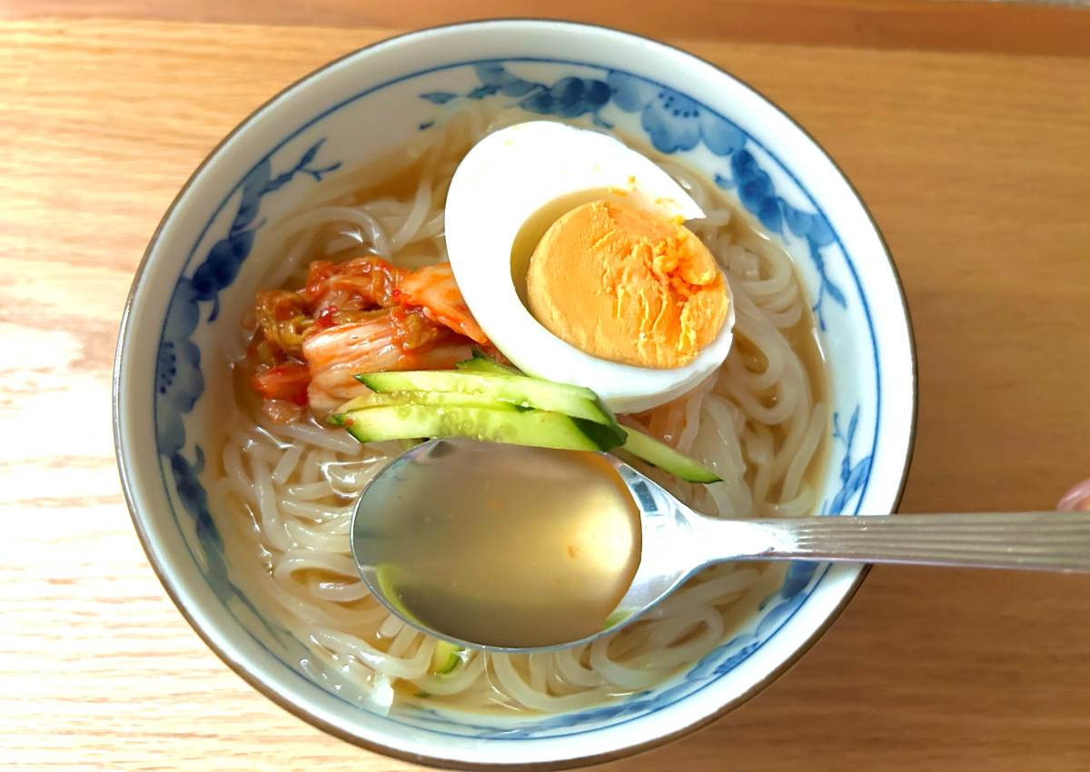 リピ確定の人気商品！無印良品「盛岡冷麺」の絶品スープと麺に驚き