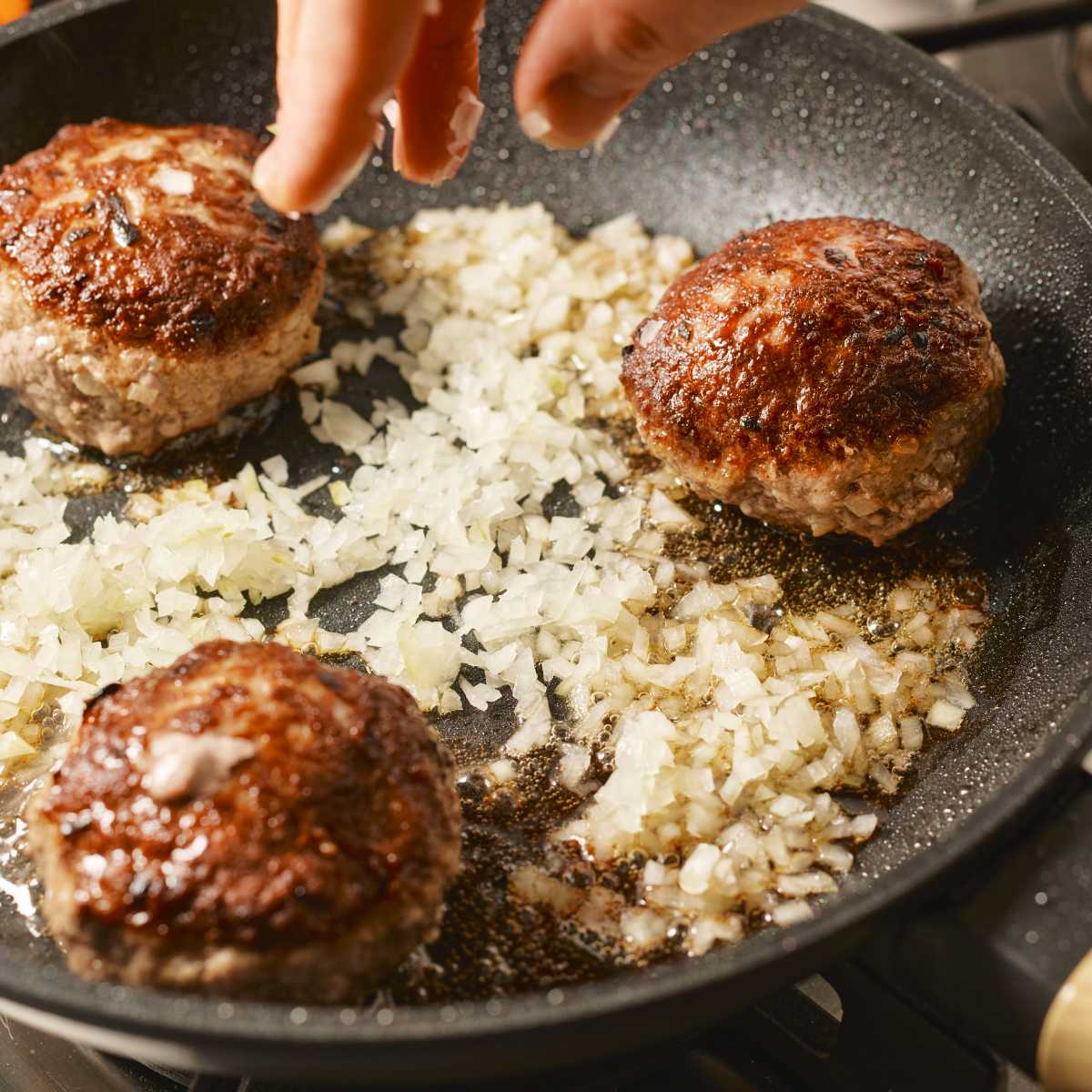 トマトソースのチーズハンバーグ工程2