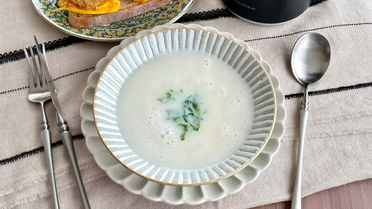 ほったらかしで完成！冷やしてもおいしい「かぶの豆乳ポタージュ」