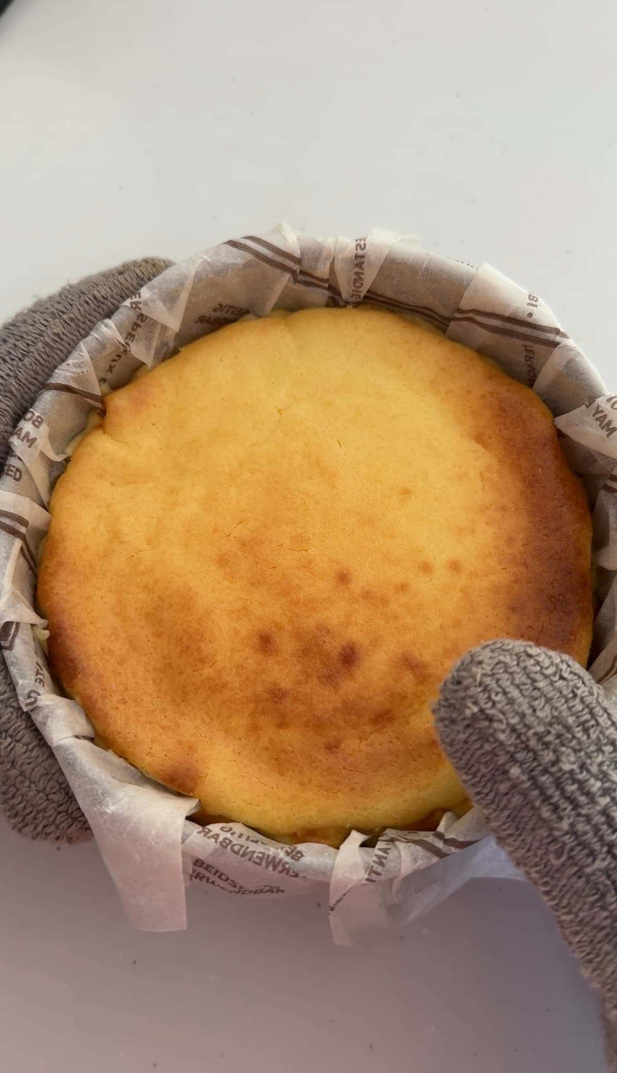 水切りヨーグルトでベイクドチーズケーキ