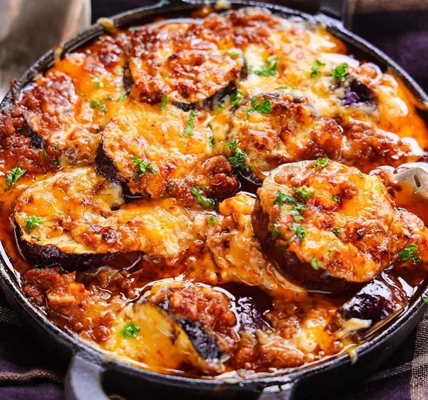 とろっとなすにチーズが合う！「なすのチーズ焼き」レシピ