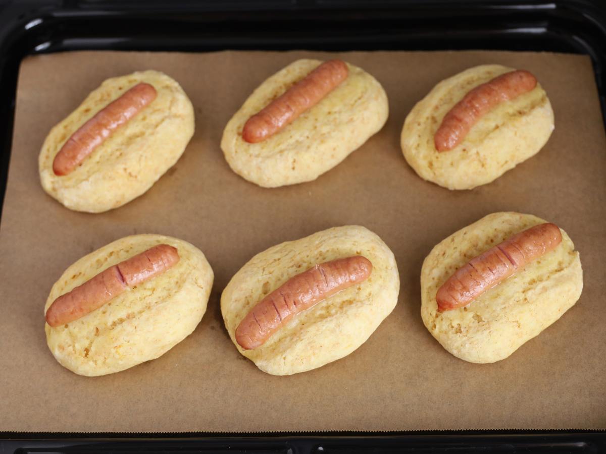 ホットケーキミックスと豆腐で、ちょっぴりカレー味ホットドッグパンレシピ06
