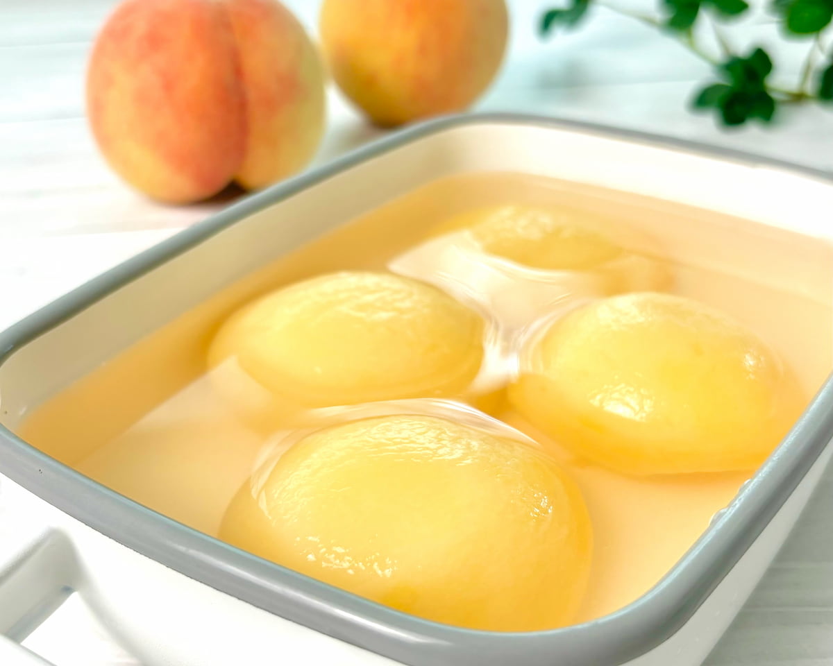 旬の桃をまるごと楽しむ♪「とろける桃のコンポート」