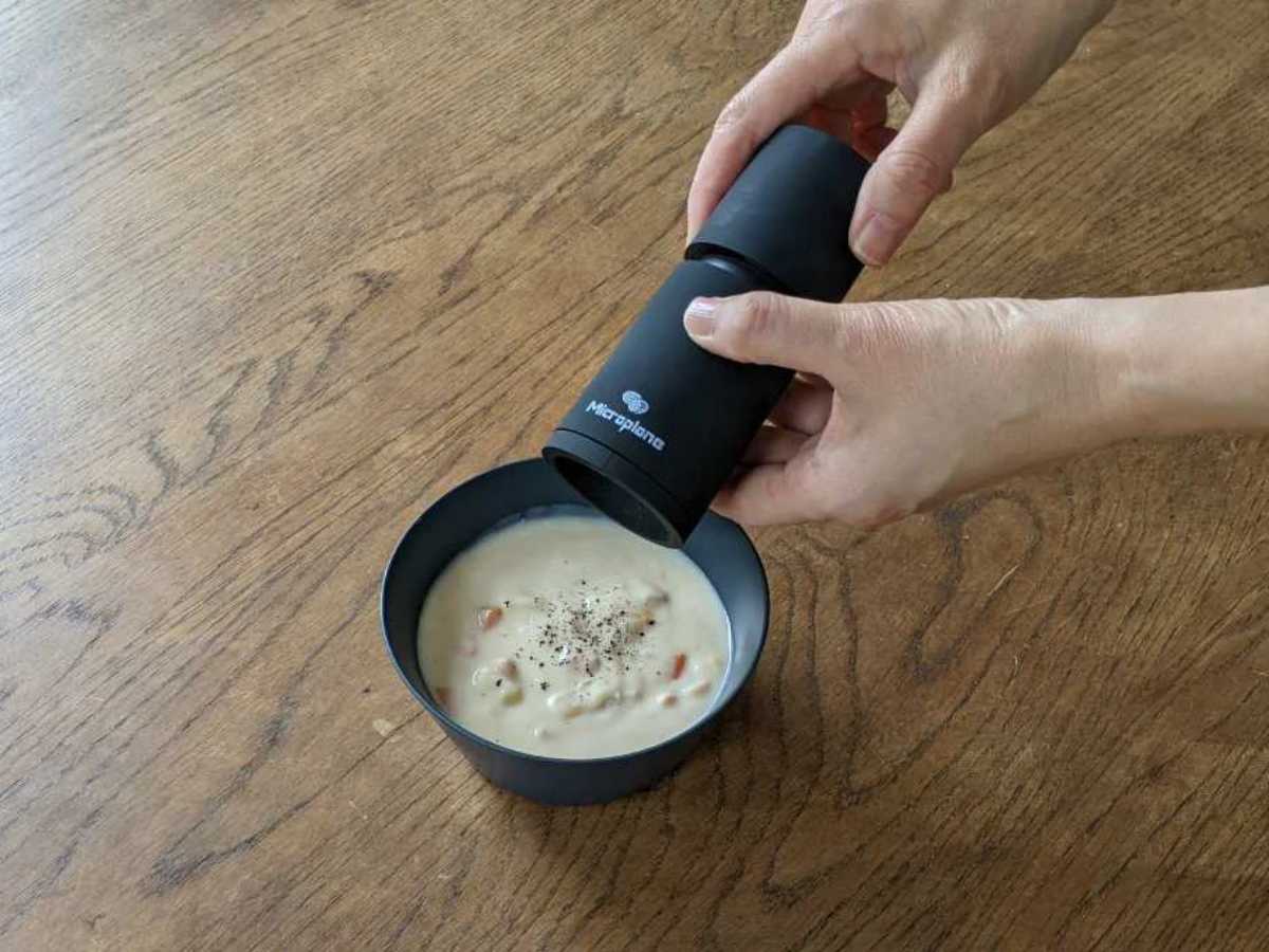 挽きたての香りは格別！「スパイスミル」があればいつもの料理が変わる